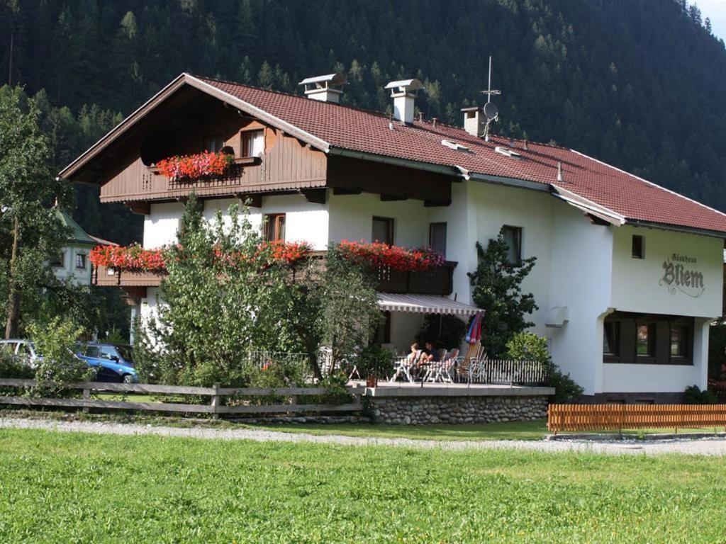 Gästehaus Bliem Mayrhofen Exterior foto